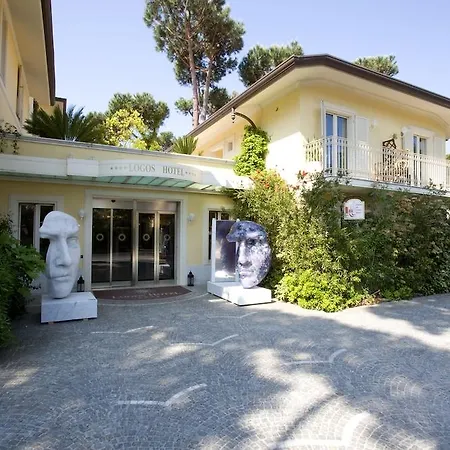Jr Logos Dei Marmi Hotell 4*