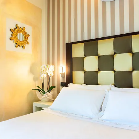 Hotell Jr Logos Dei Marmi 4*