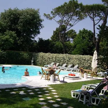 Jr Logos Dei Marmi Hotell